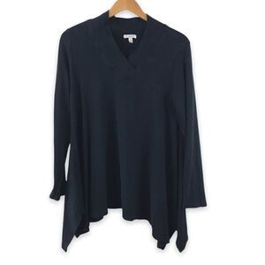 V-neck shark bite knit top‎